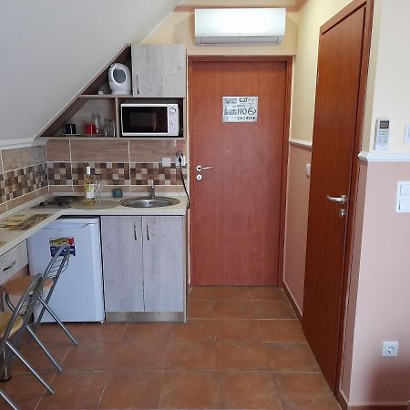 Andrea Apartman Хайдусобосло Экстерьер фото