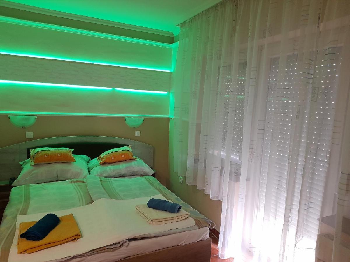 Andrea Apartman Хайдусобосло Экстерьер фото