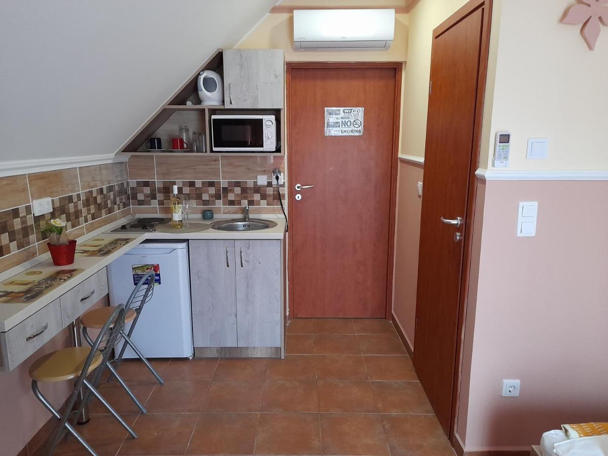 Andrea Apartman Хайдусобосло Экстерьер фото