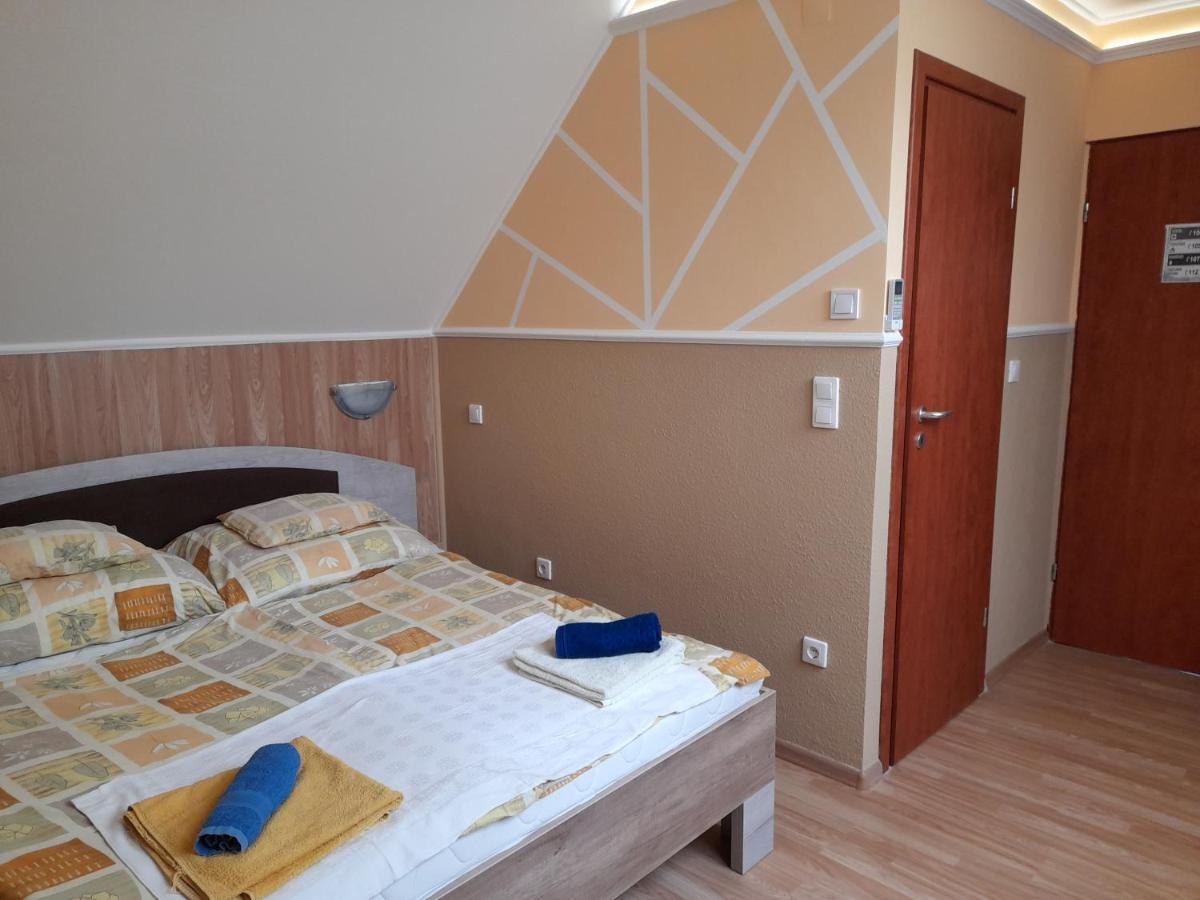 Andrea Apartman Хайдусобосло Экстерьер фото